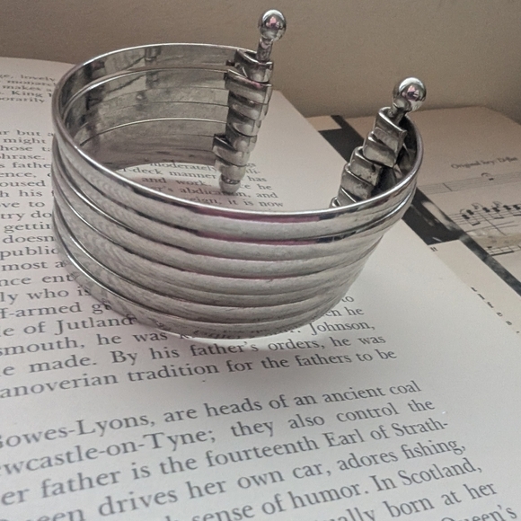 Silver Bangle Bracelet Set - Picture 8 of 11